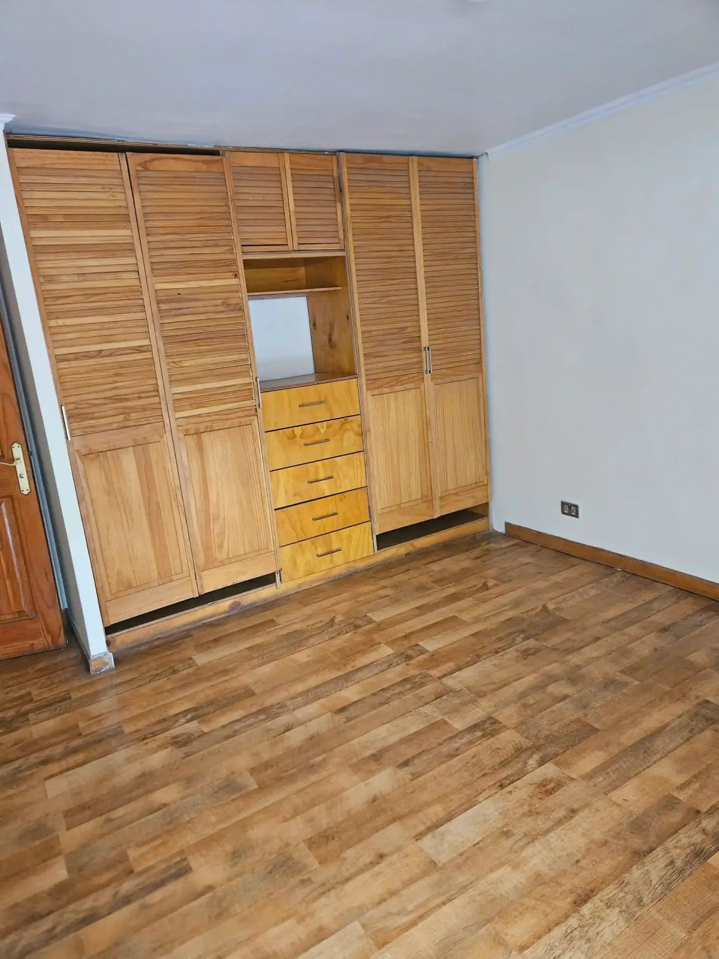 Casa en arriendo en población Irene Frei, fotografía 4