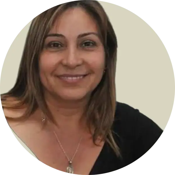 Jenny Delgado, Ejecutiva Administrativa de Propiedades